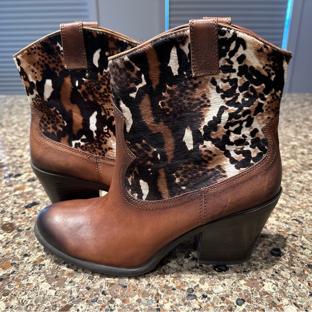 Antonio Melani Brown Animal Print Ankle Boots